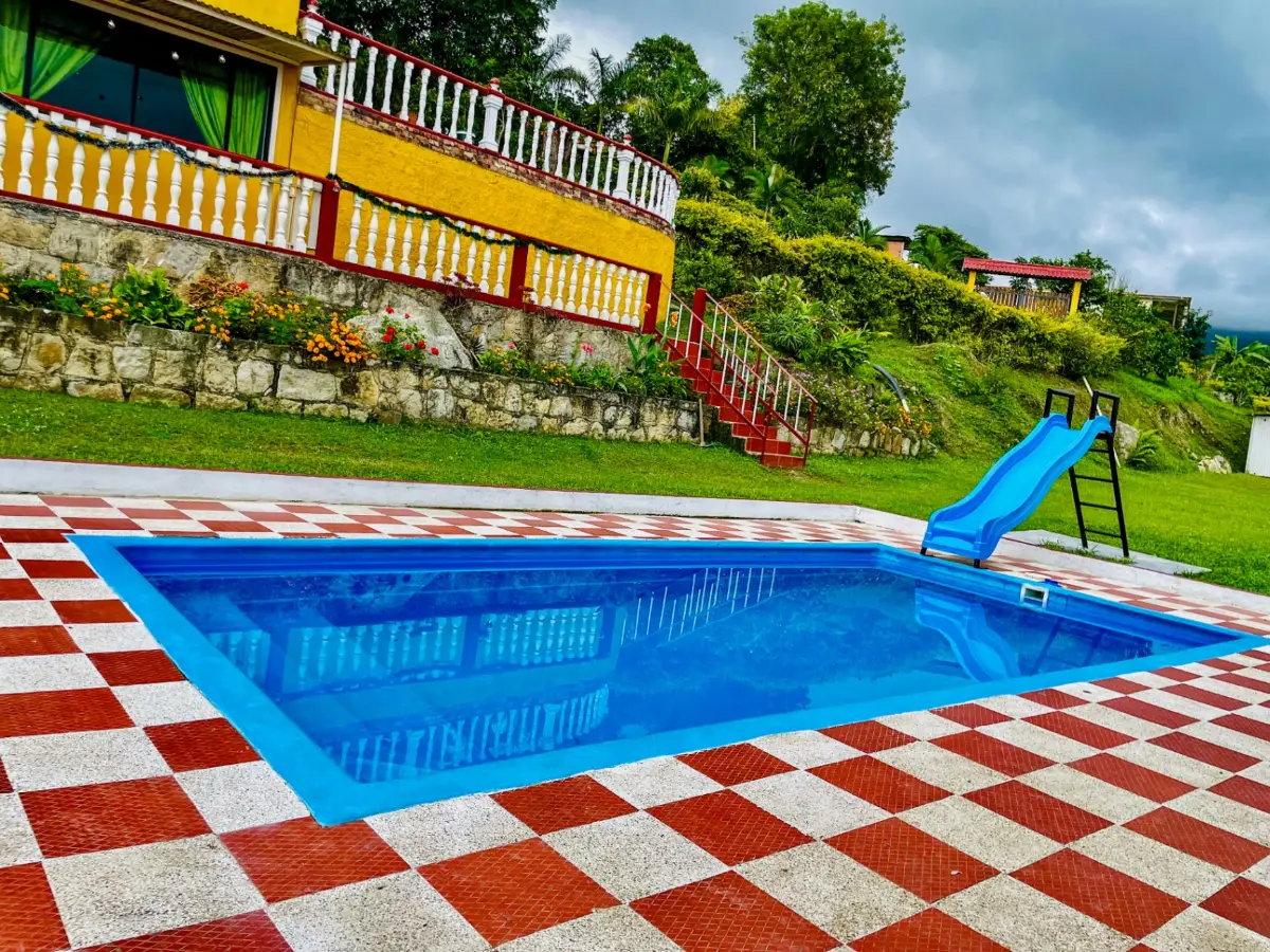 Piscina Finca La Gabriela
