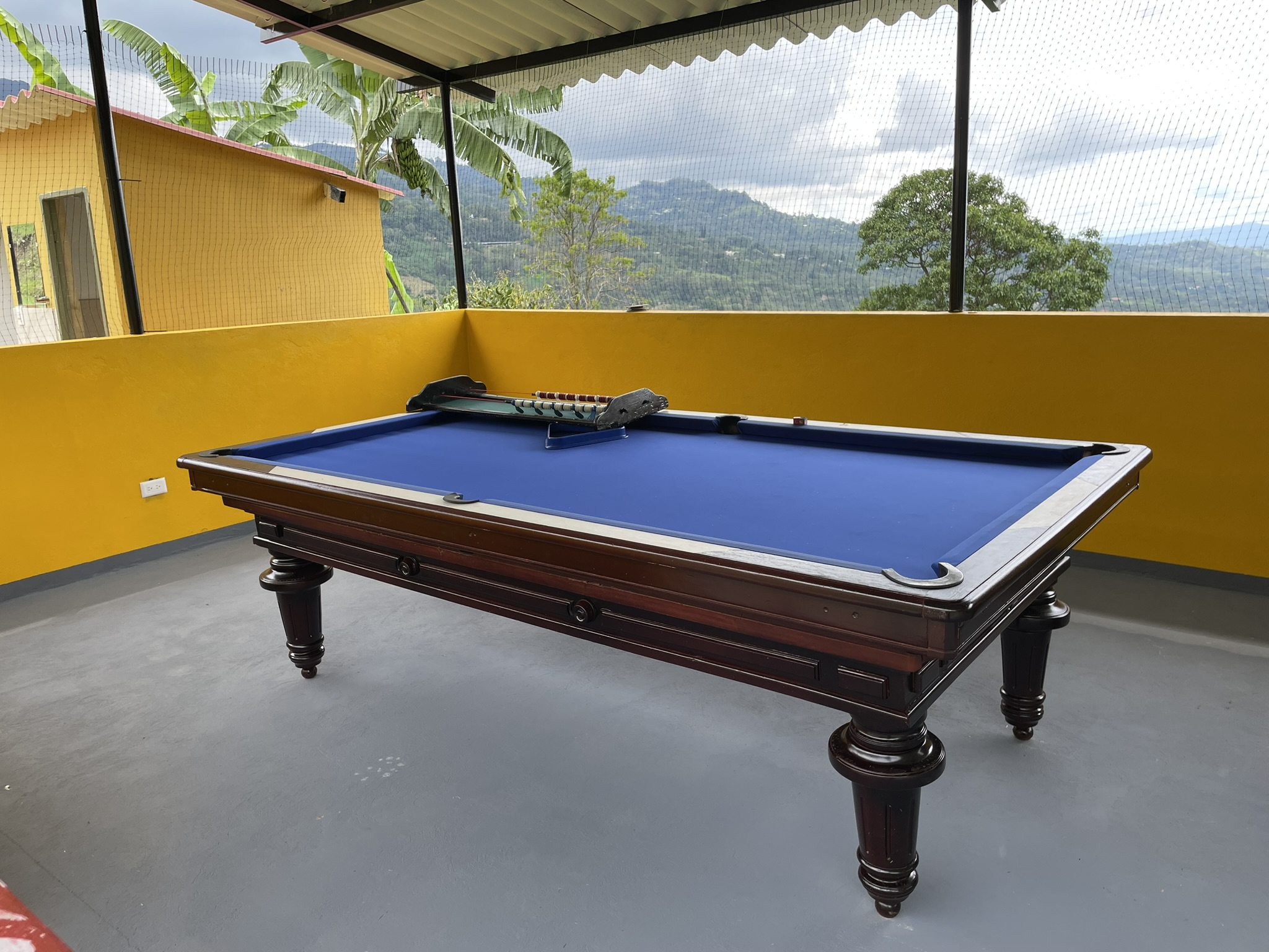 Mesa de billar profesional en Finca La Gabriela