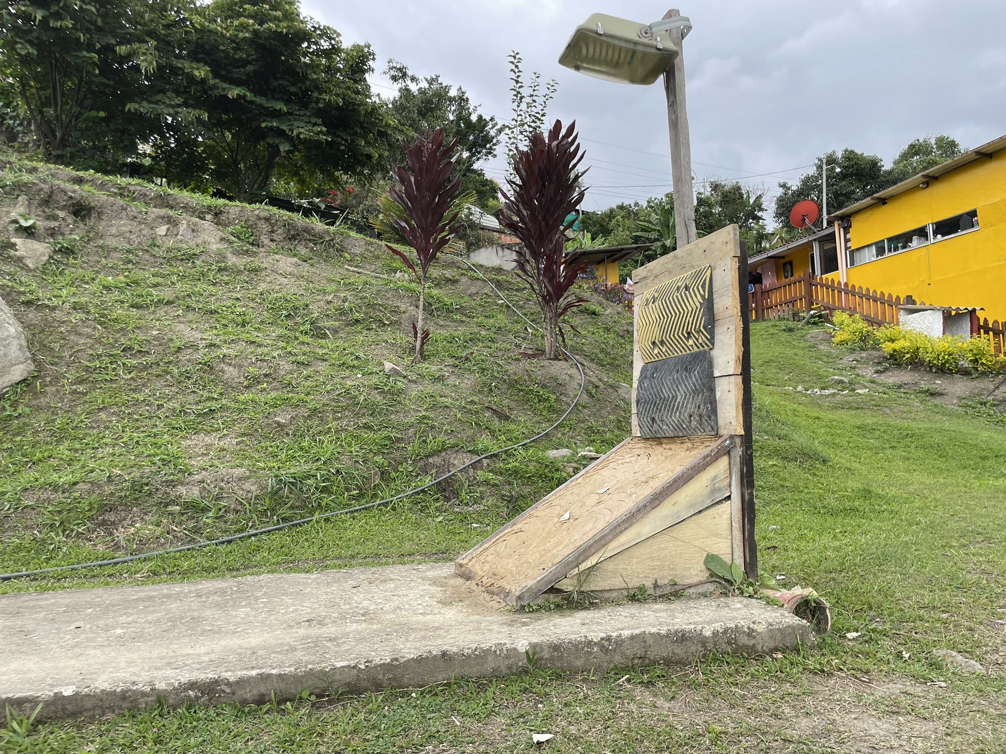 Cancha de tejo tradicional en Finca La Gabriela